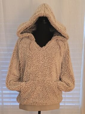 Thread & Supply Plush Sherpa Hoodie in Gray and Cream